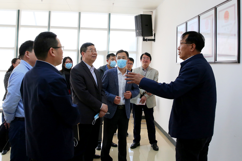 在就业攻坚战中优服务、强能力、锻作风