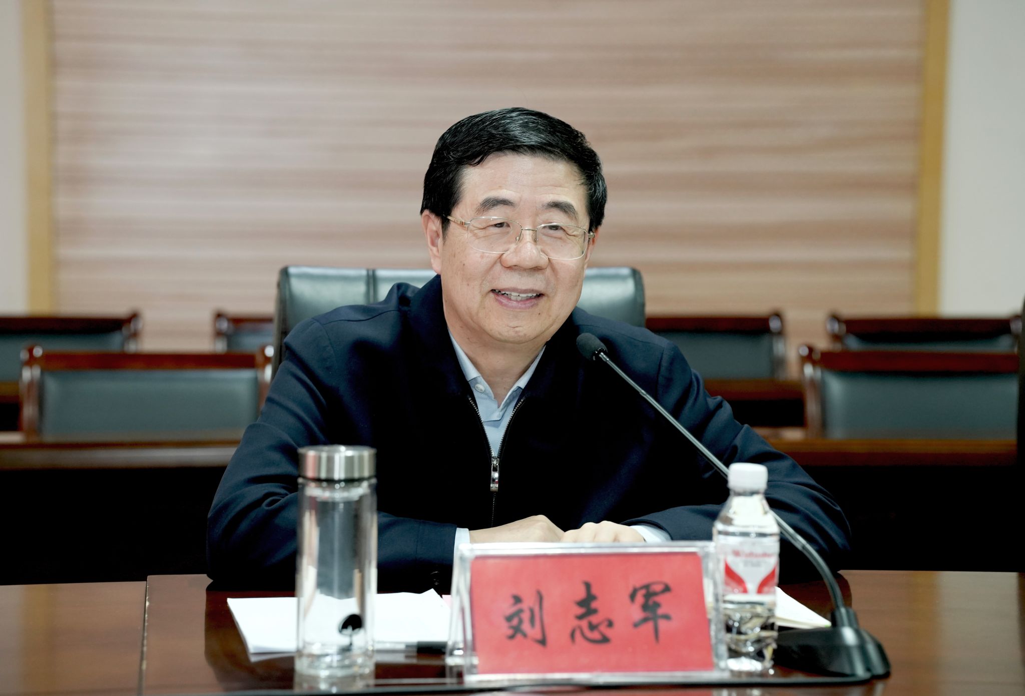 省人大制度理论研究会、省促进会领导一行莅临学校指导交流