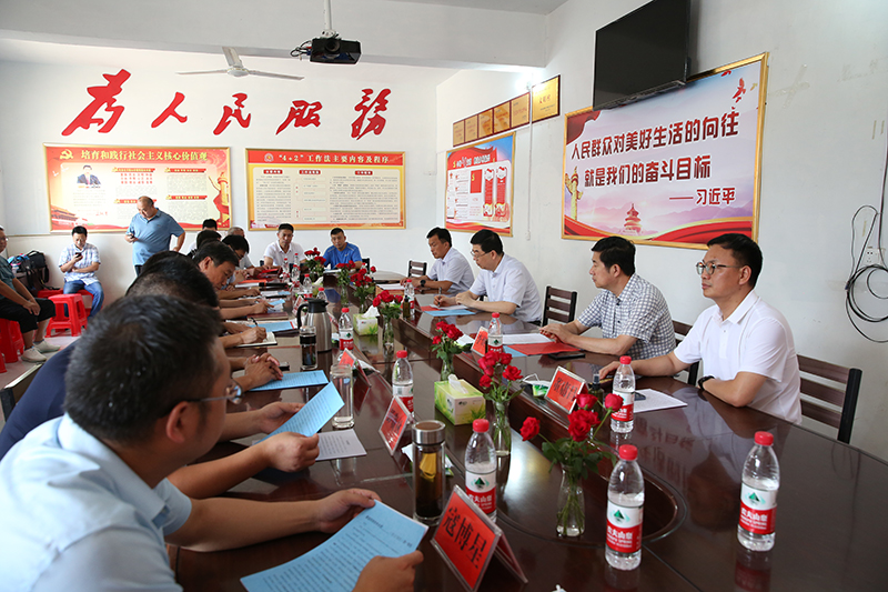 校党委书记刘志军带队赴南阳和邓州考察调研